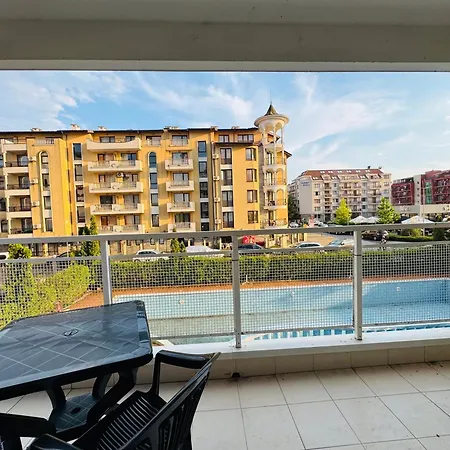 Apartment Sunny Hоuse 104 One Bedroom