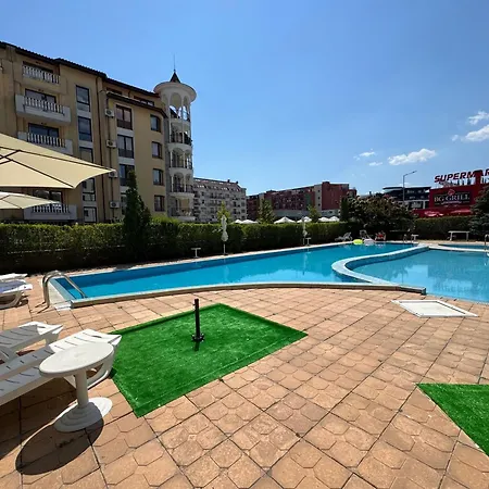 Sunny Hоuse 104 One Bedroom Apartment *